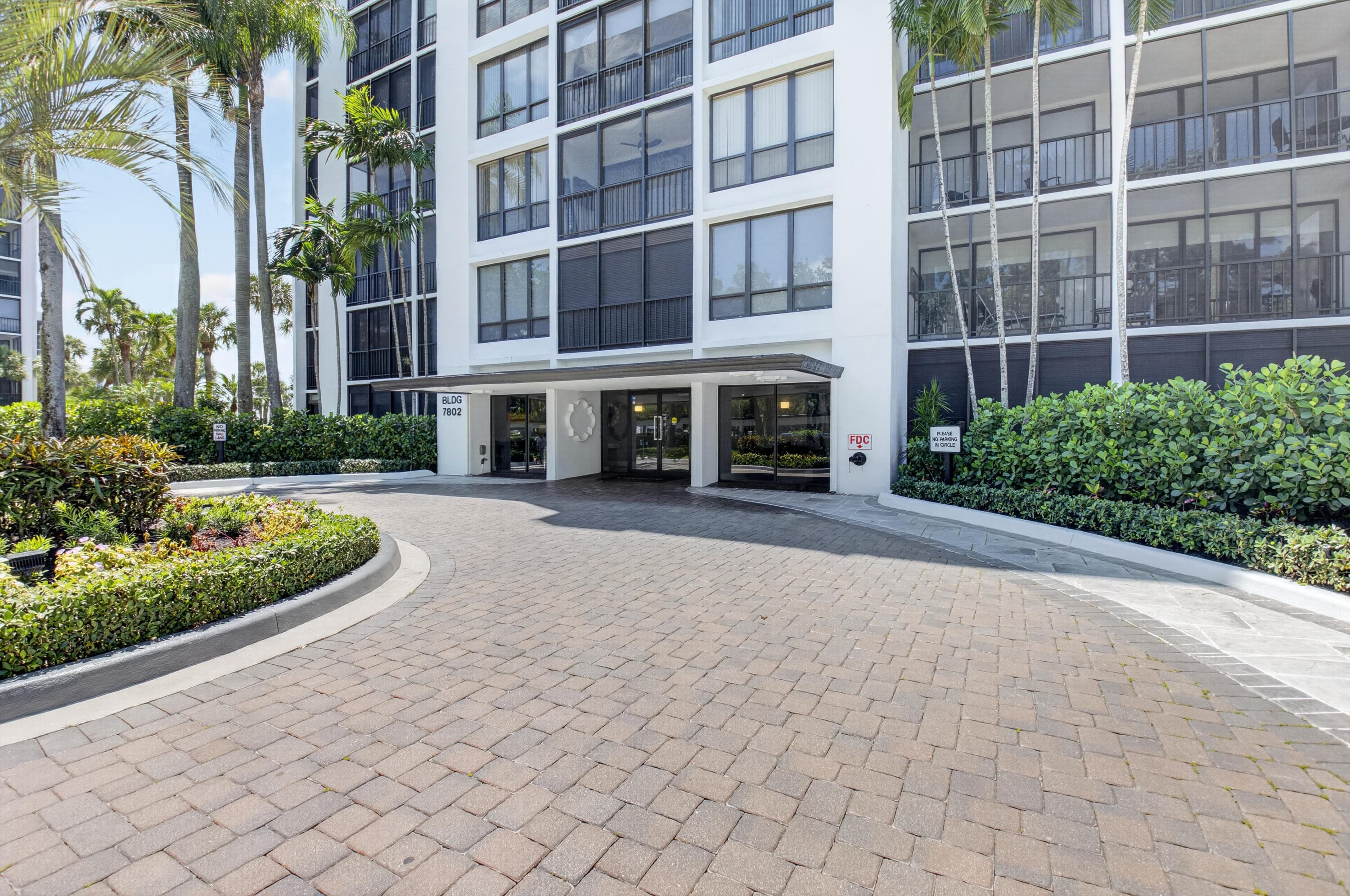 7802 Lakeside Boulevard 725, Boca Raton, FL 33434 — photo 30 of 61