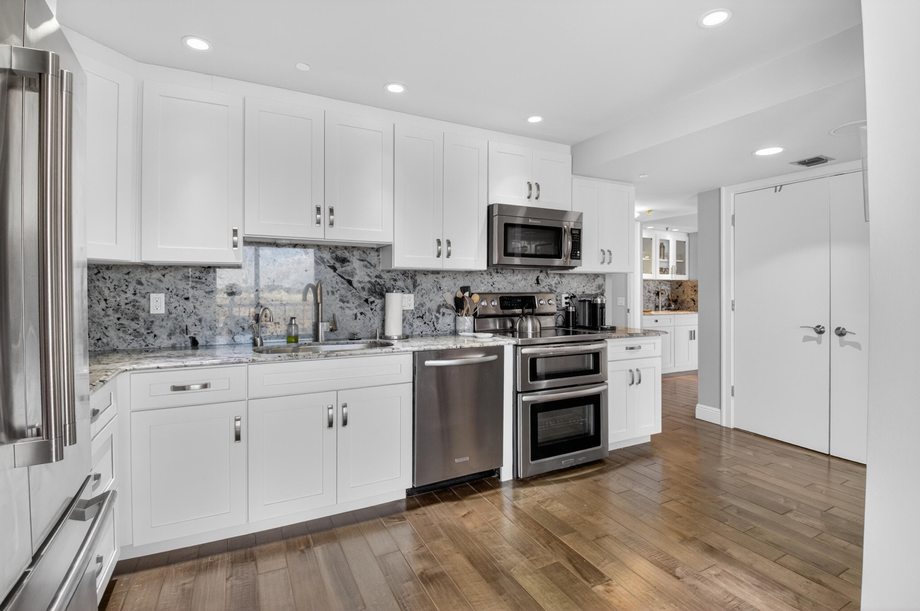 7802 Lakeside Boulevard 725, Boca Raton, FL 33434 — photo 17 of 61