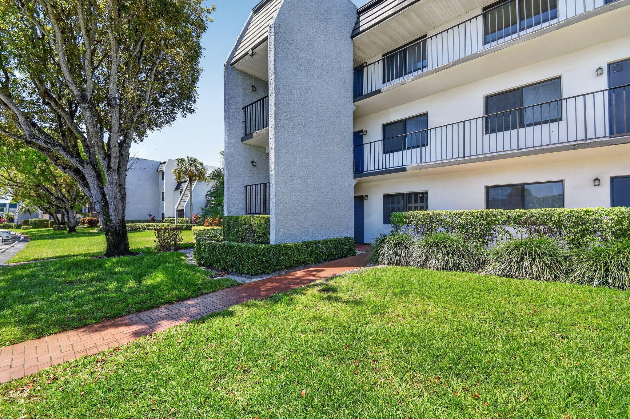4272 Deste Court 101, Lake Worth, FL 33467 — photo 21 of 68