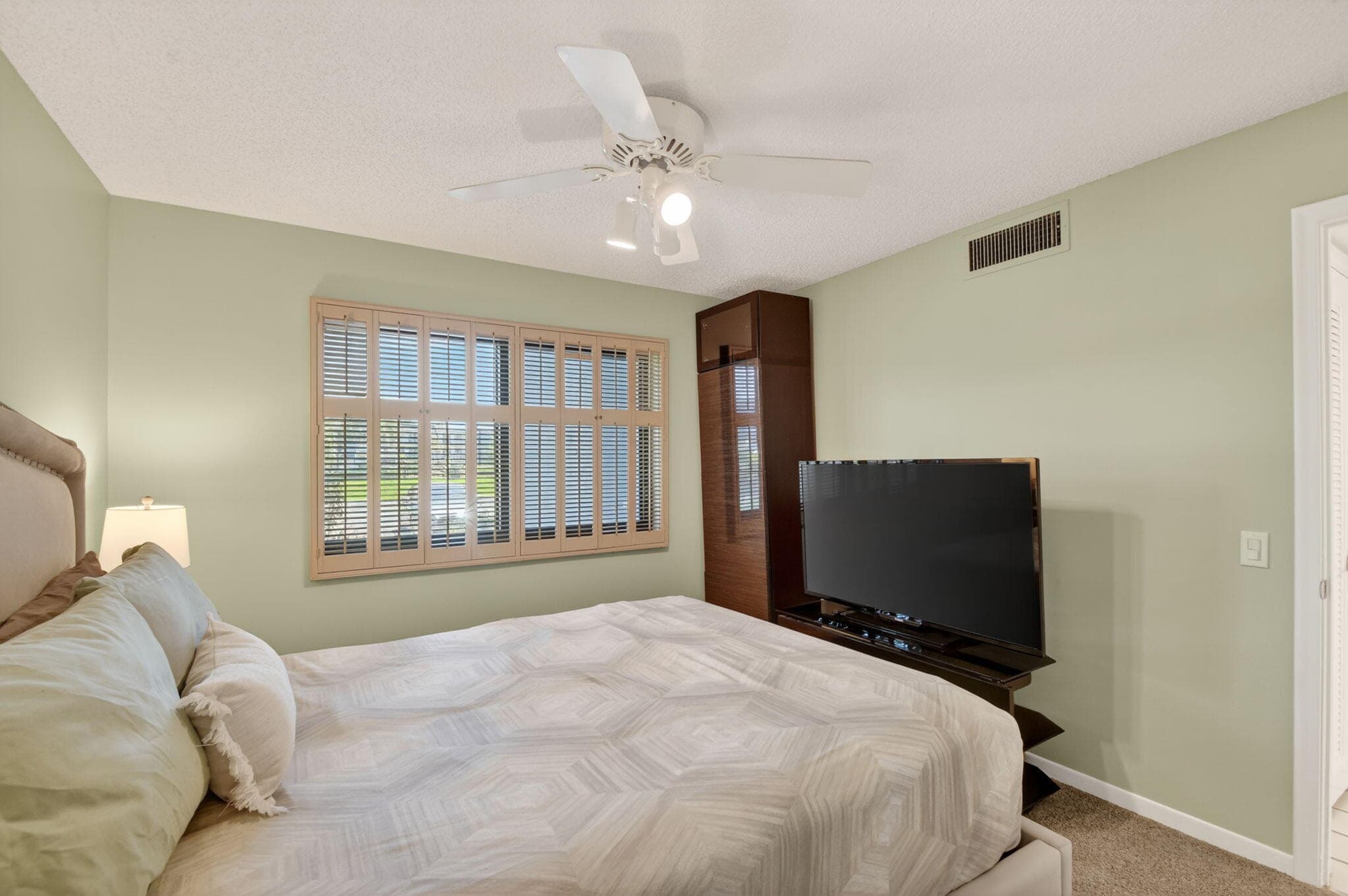 4272 Deste Court 101, Lake Worth, FL 33467 — photo 16 of 68
