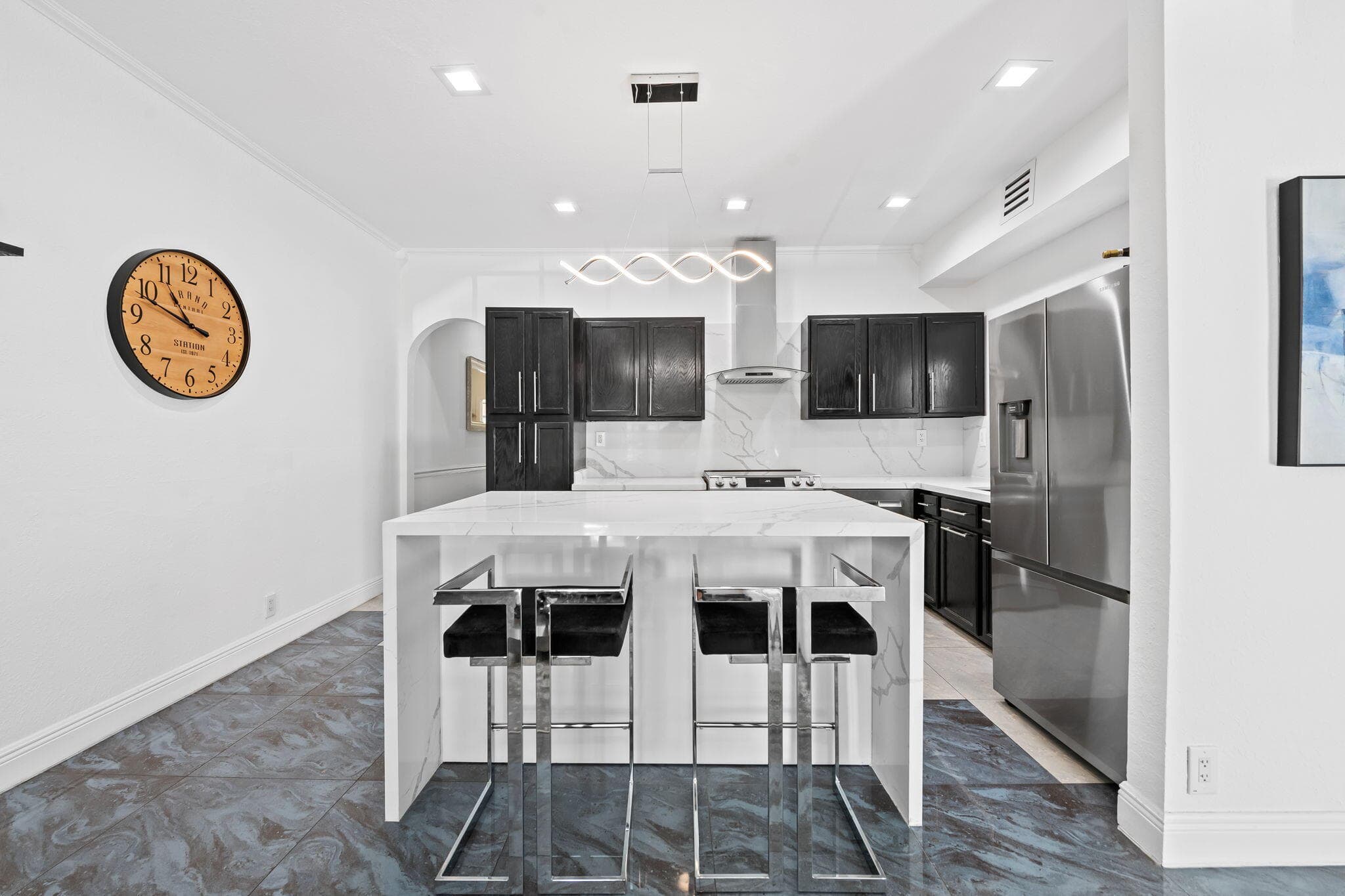 641 NW 1st Avenue, Fort Lauderdale, FL 33311 — photo 5 of 17