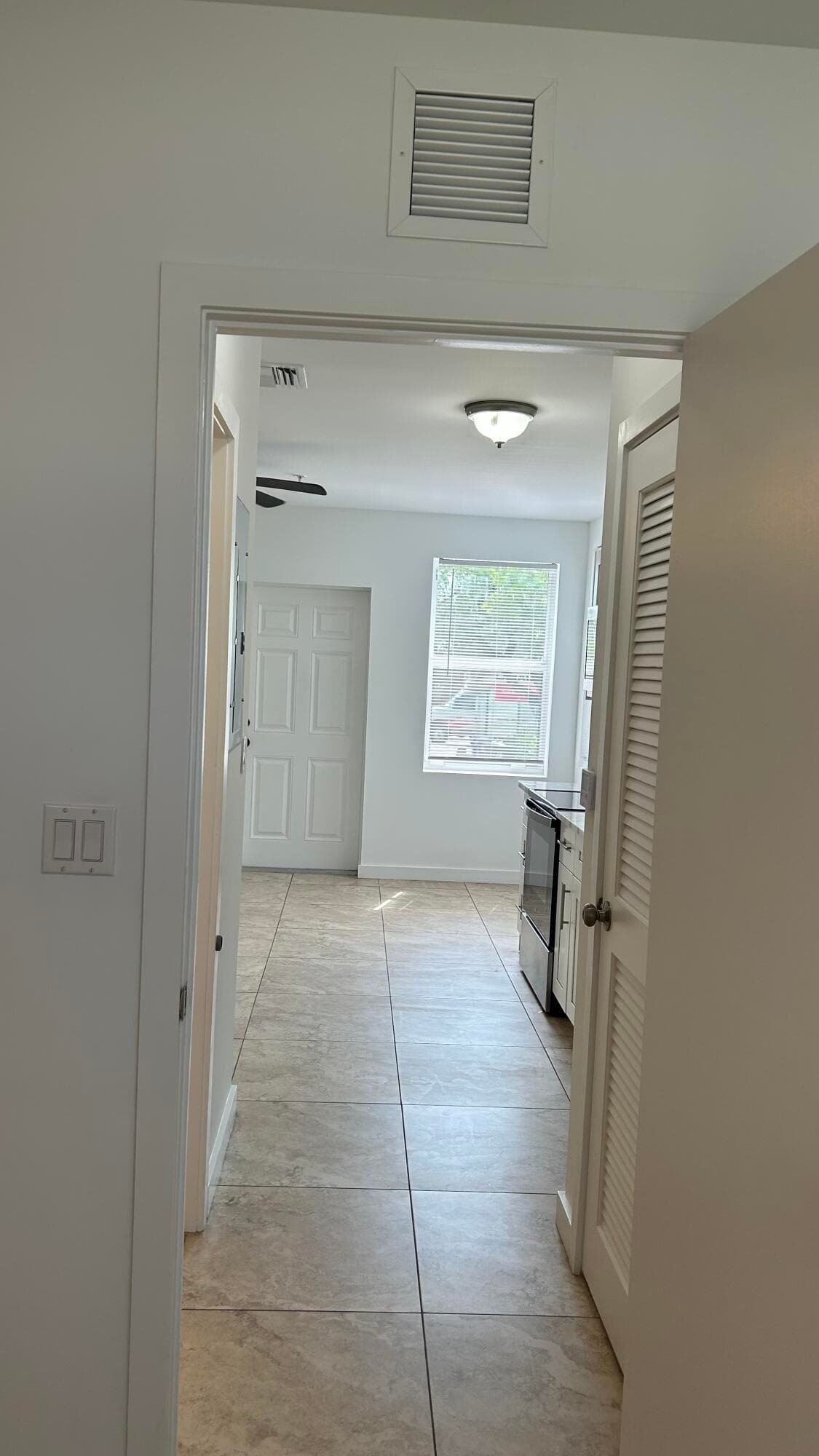 661 NW 21st Terrace, Fort Lauderdale, FL 33311 — photo 10 of 10