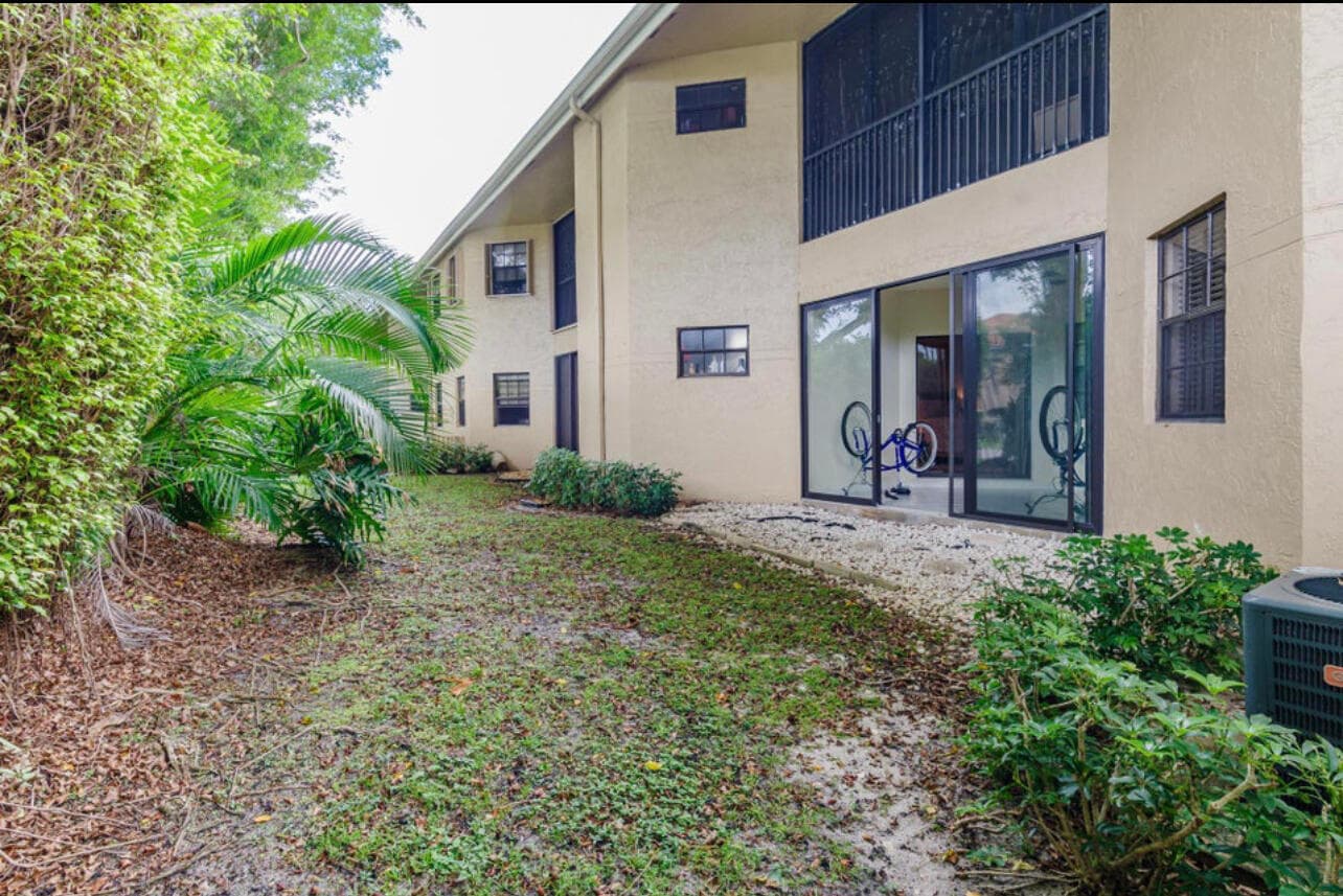 6666 Montego Bay Boulevard E, Boca Raton, FL 33433 — photo 18 of 19