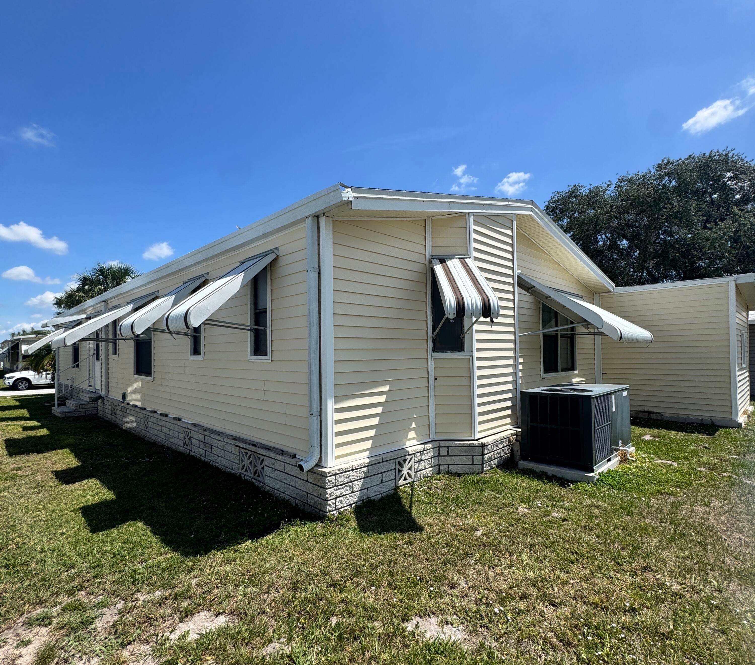 14041 Zorzal Avenue, Fort Pierce, FL 34951 — photo 7 of 44