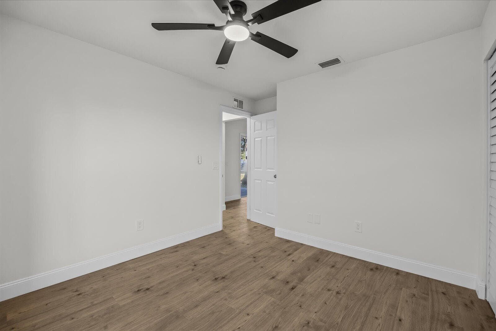 945 SE Forrest Park Drive, Stuart, FL 34994 — photo 13 of 28