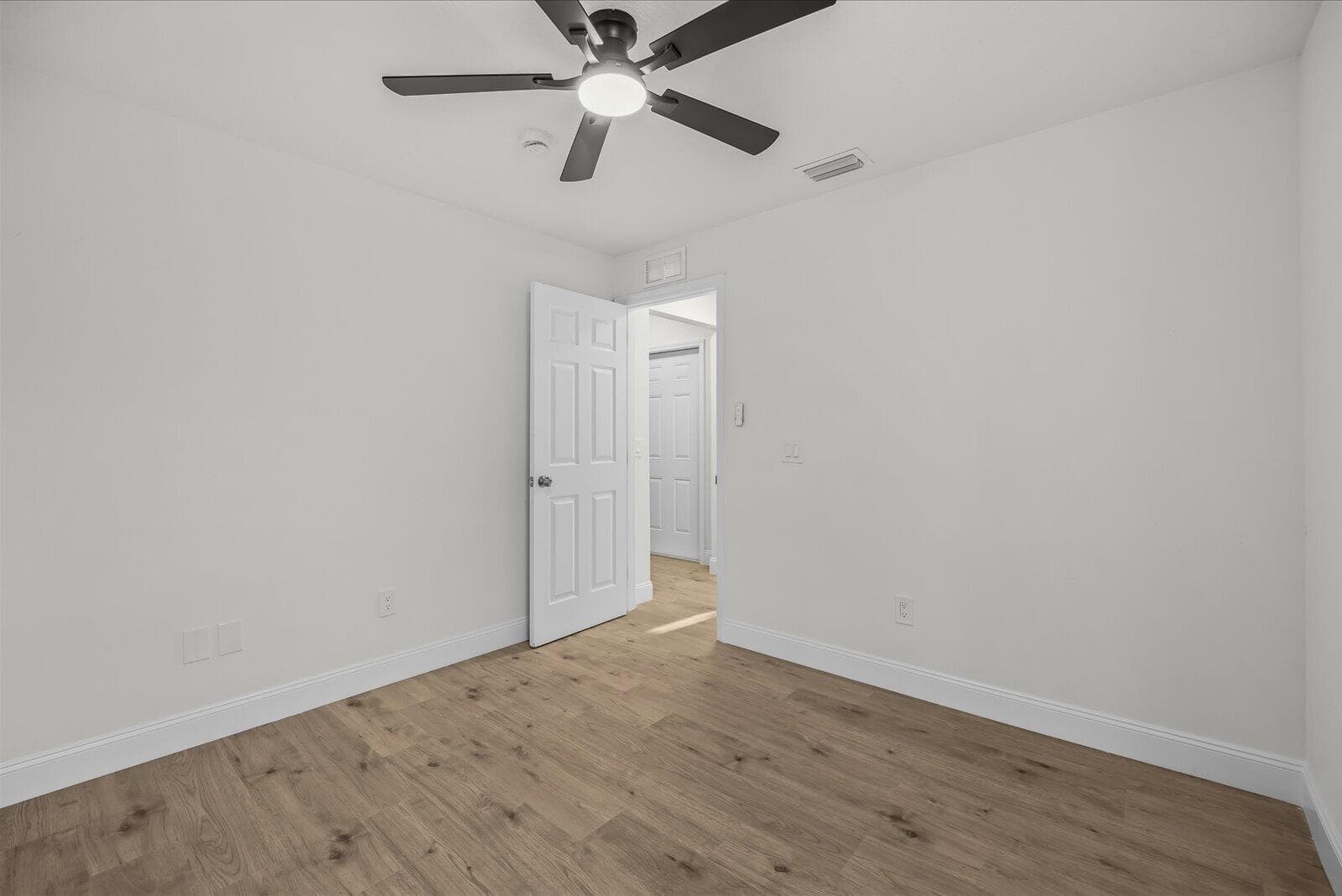 945 SE Forrest Park Drive, Stuart, FL 34994 — photo 23 of 28