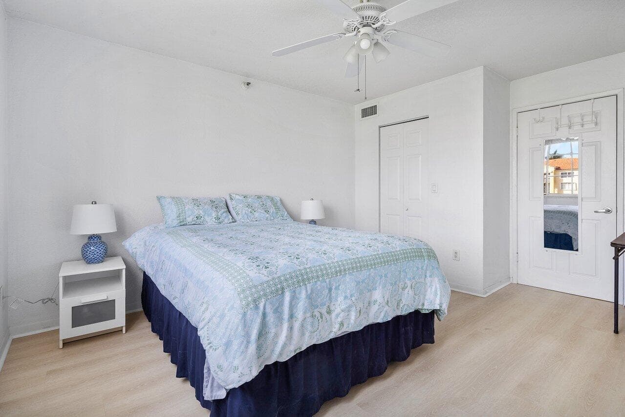 157 Yacht Club Way 206, Hypoluxo, FL 33462 — photo 18 of 39