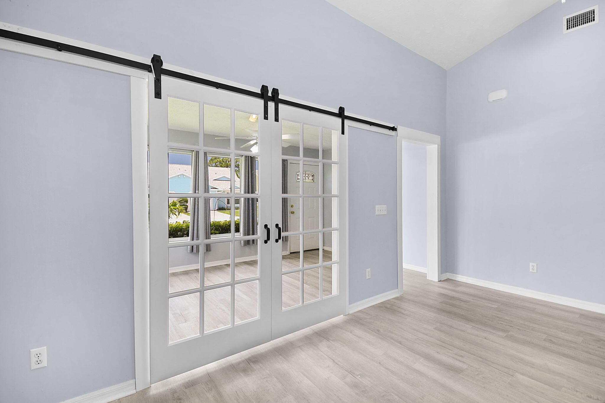 4062 Garden Villas Court, Fort Pierce, FL 34982 — photo 8 of 37