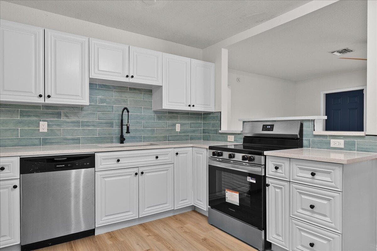1414 S N Street, Lake Worth Beach, FL 33460 — photo 3 of 25
