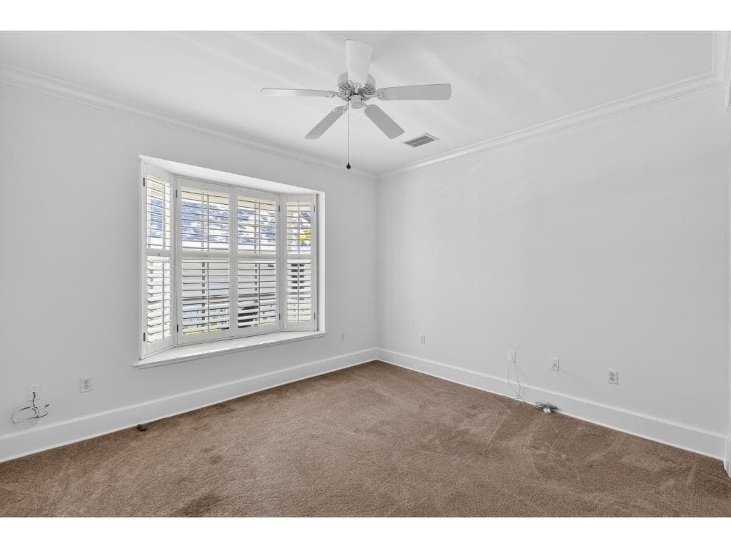 814 Carolina Circle SW, Vero Beach, FL 32962 — photo 10 of 33