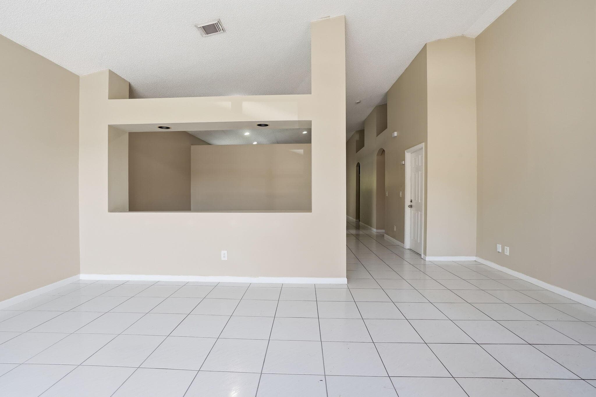 1495 SW 105th Avenue, Pembroke Pines, FL 33025 — photo 12 of 38