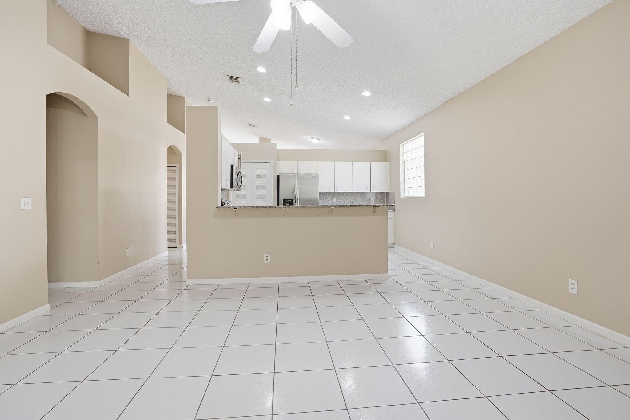 1495 SW 105th Avenue, Pembroke Pines, FL 33025 — photo 18 of 38