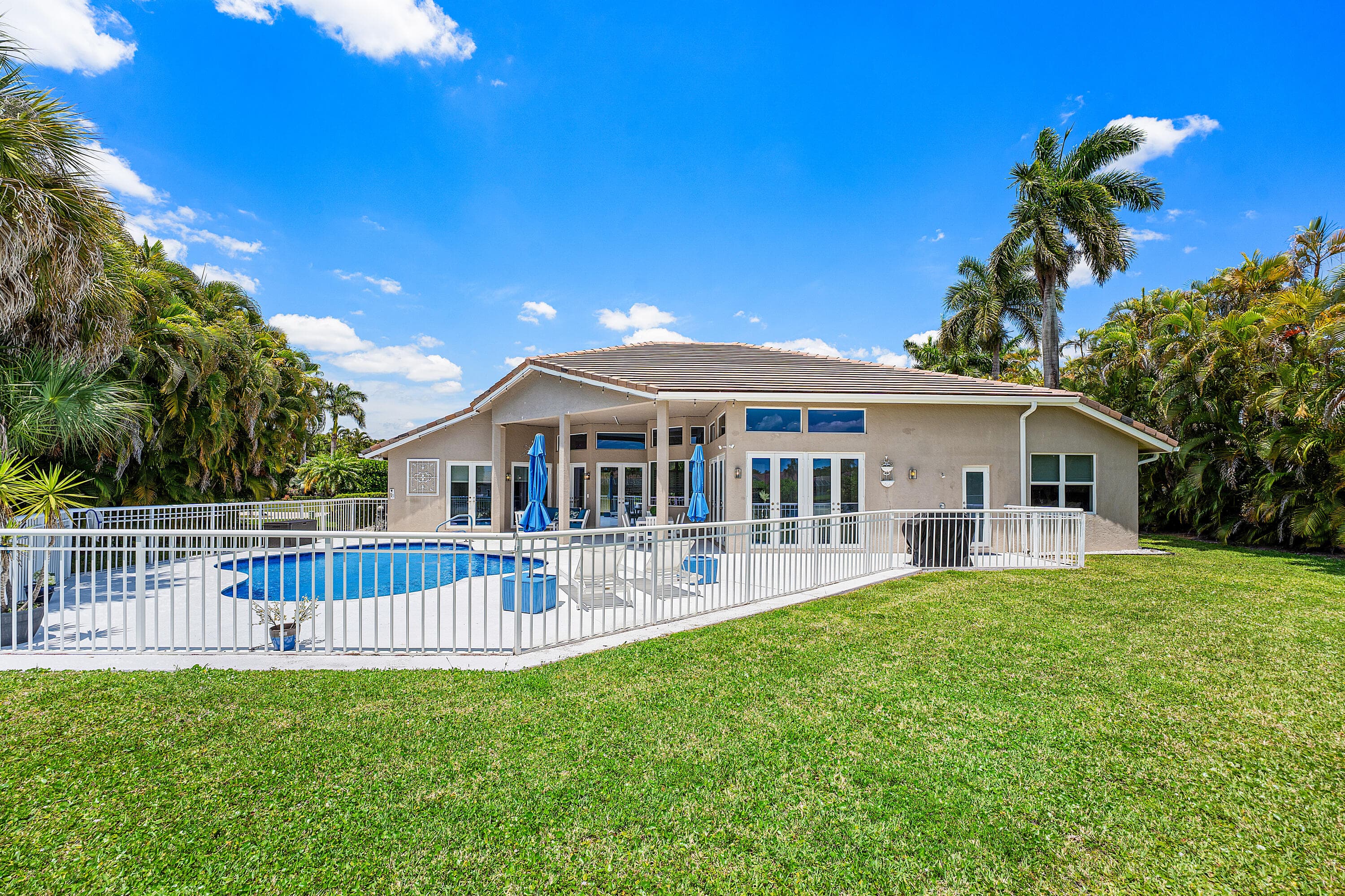 8321 Muirhead Circle, Boynton Beach, FL 33472 — photo 48 of 76