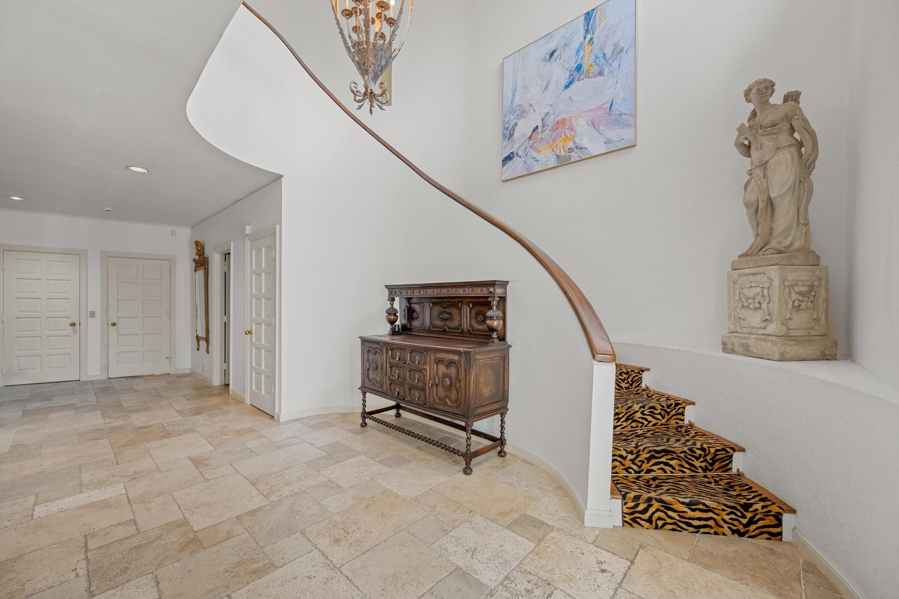 23 Sloans Curve Drive, Palm Beach, FL 33480 — photo 13 of 34