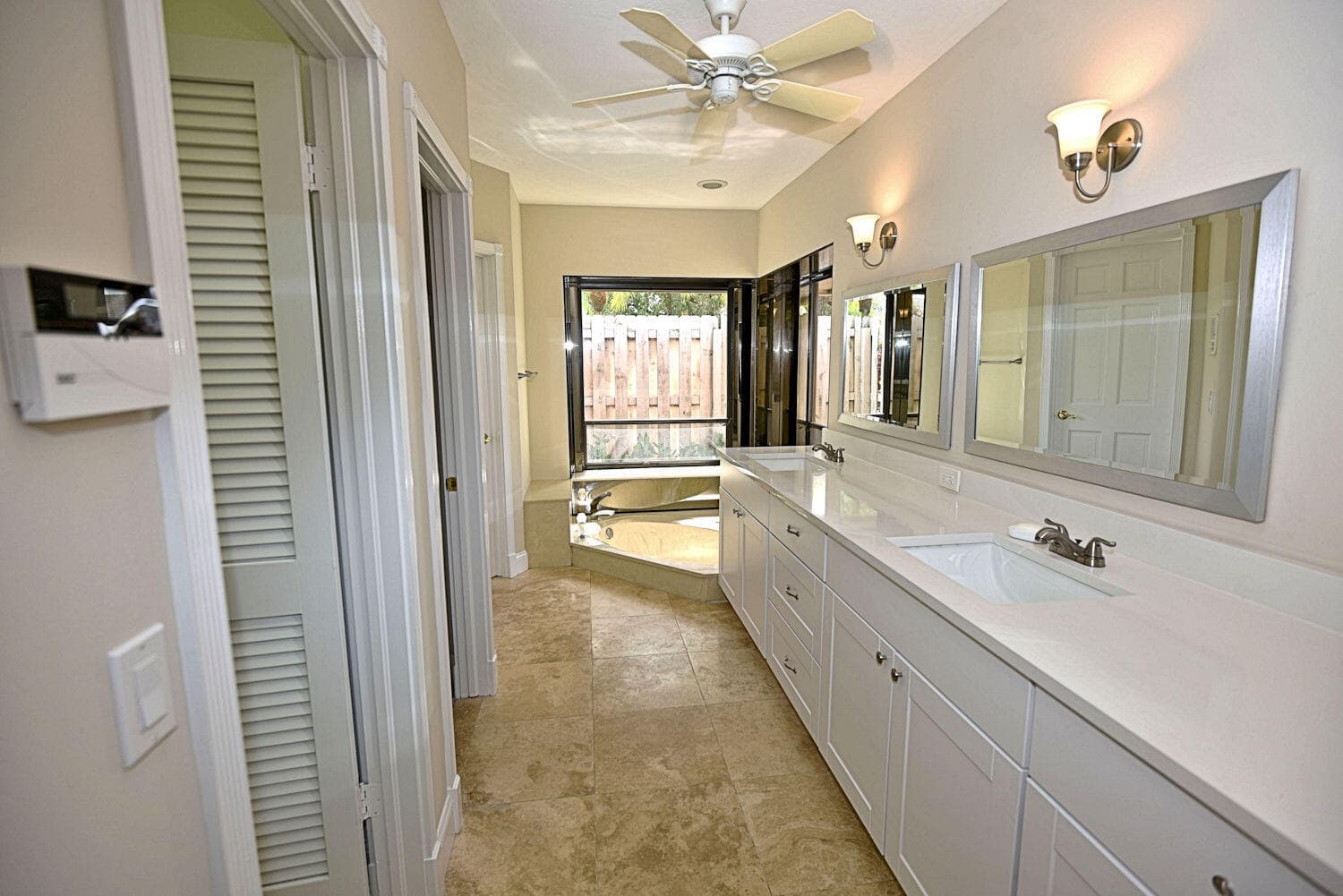 19 Dunbar Road, Palm Beach Gardens, FL 33418 — photo 15 of 55
