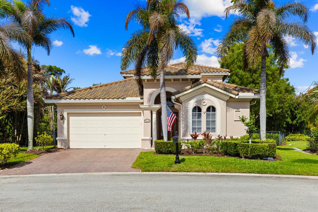 904 SW Pebble Lane, Palm City, FL 34990 — photo 12 of 88
