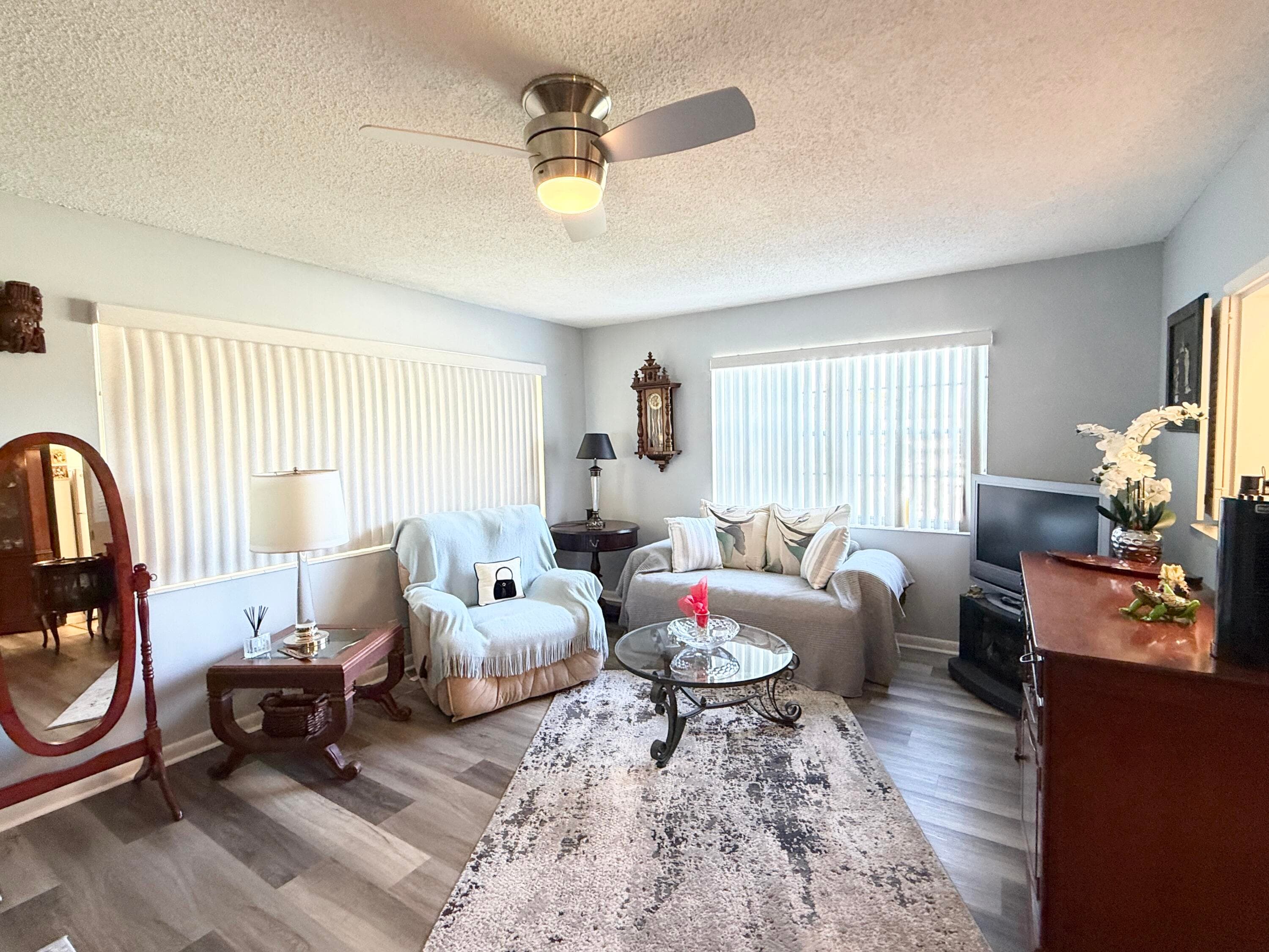 228 Canterbury J, West Palm Beach, FL 33417 — photo 3 of 23