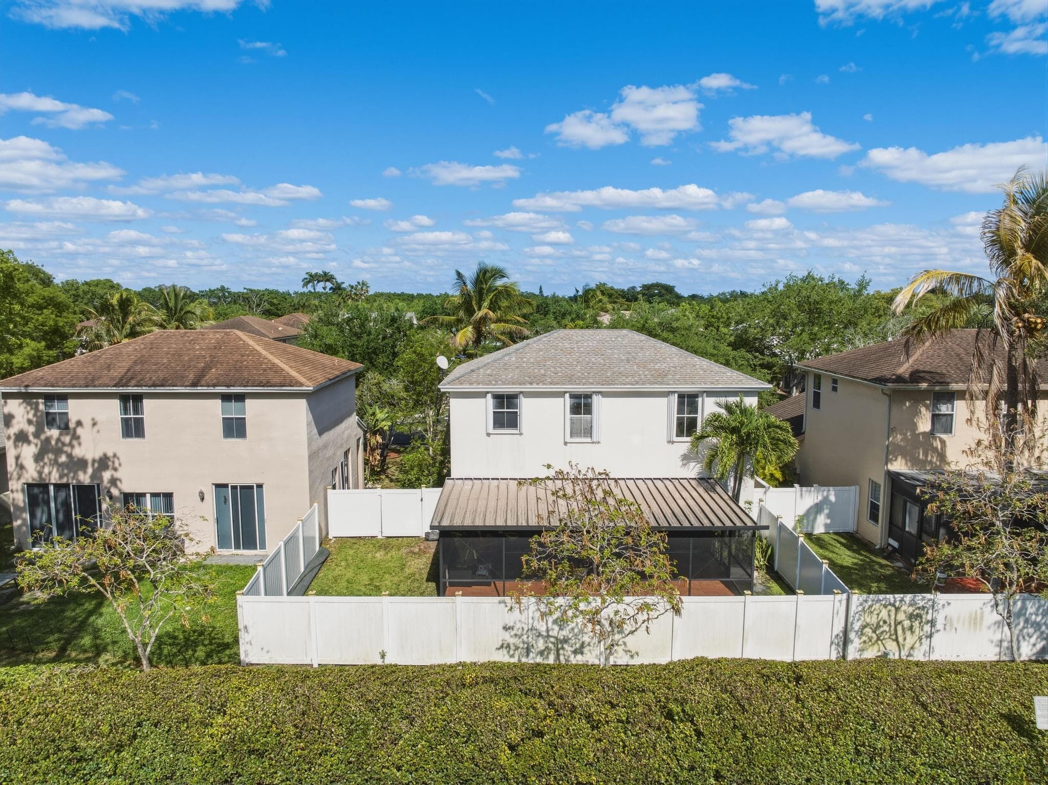310 NW 207th Way, Pembroke Pines, FL 33029 — photo 8 of 41