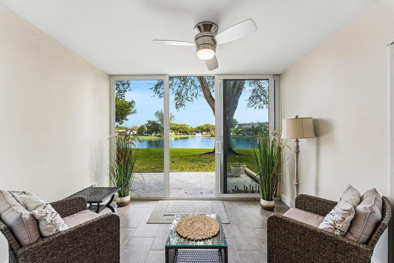 1027 Farnham O 1027, Deerfield Beach, FL 33442 — photo 14 of 22