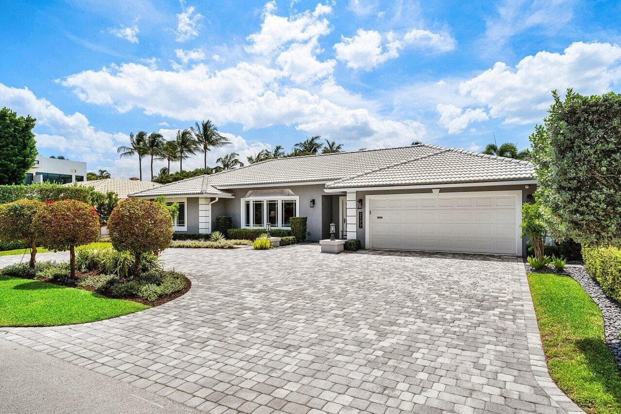 2177 Areca Palm Road, Boca Raton, FL 33432 — photo 3 of 81