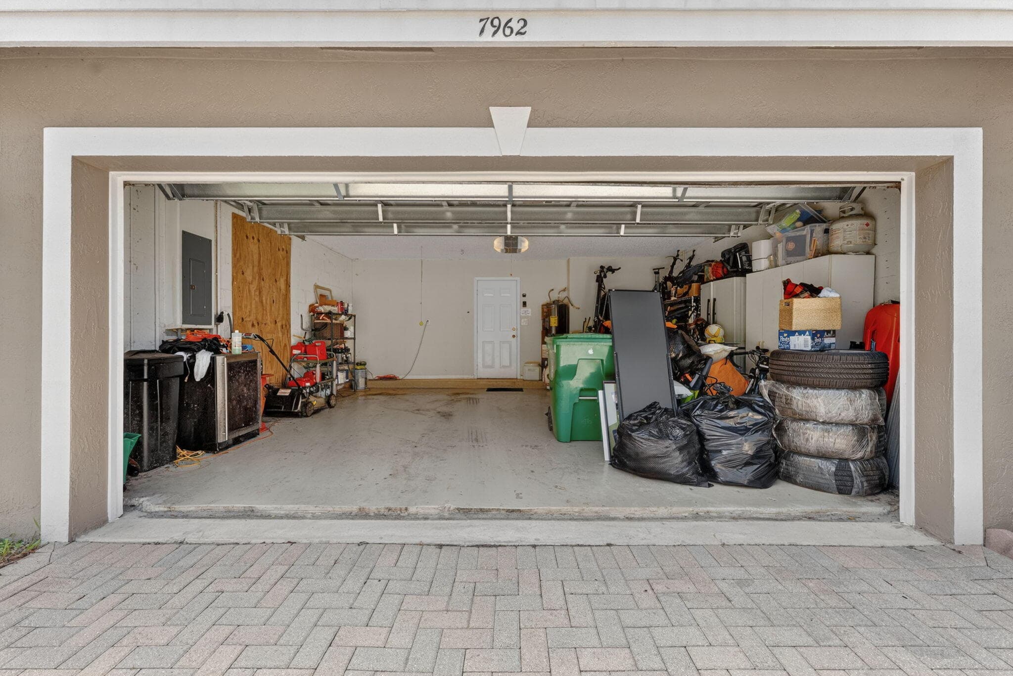 7962 N Silverado Circle, Hollywood, FL 33024 — photo 24 of 39