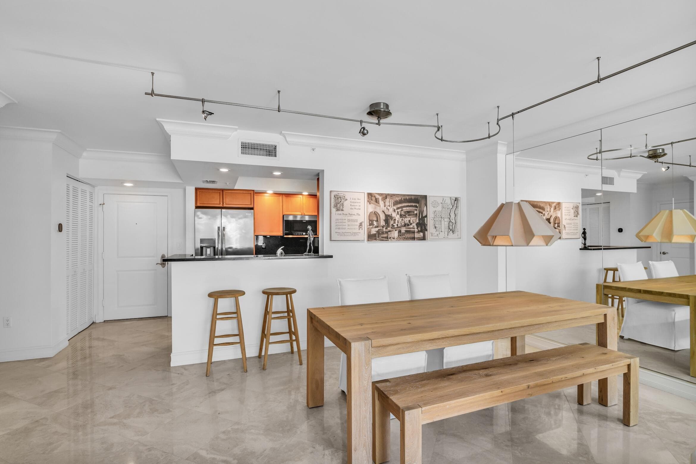 99 SE Mizner Boulevard 612, Boca Raton, FL 33432 — photo 10 of 49