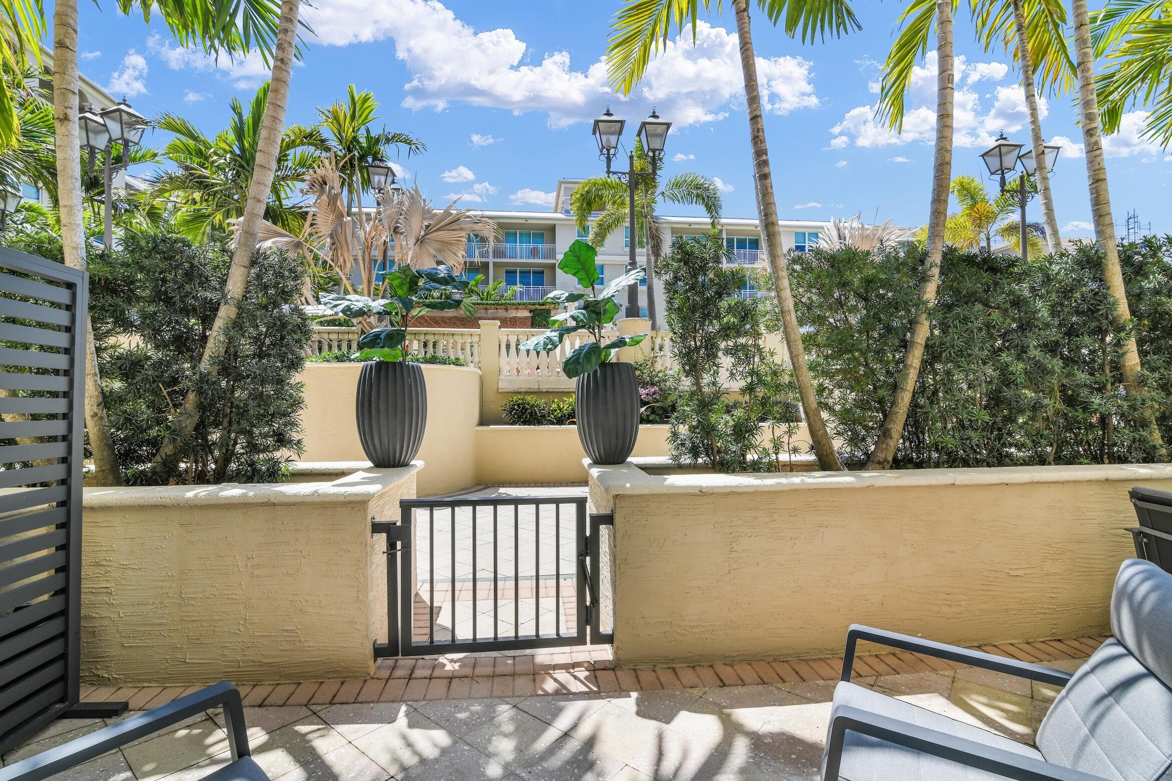 99 SE Mizner Boulevard 612, Boca Raton, FL 33432 — photo 3 of 49