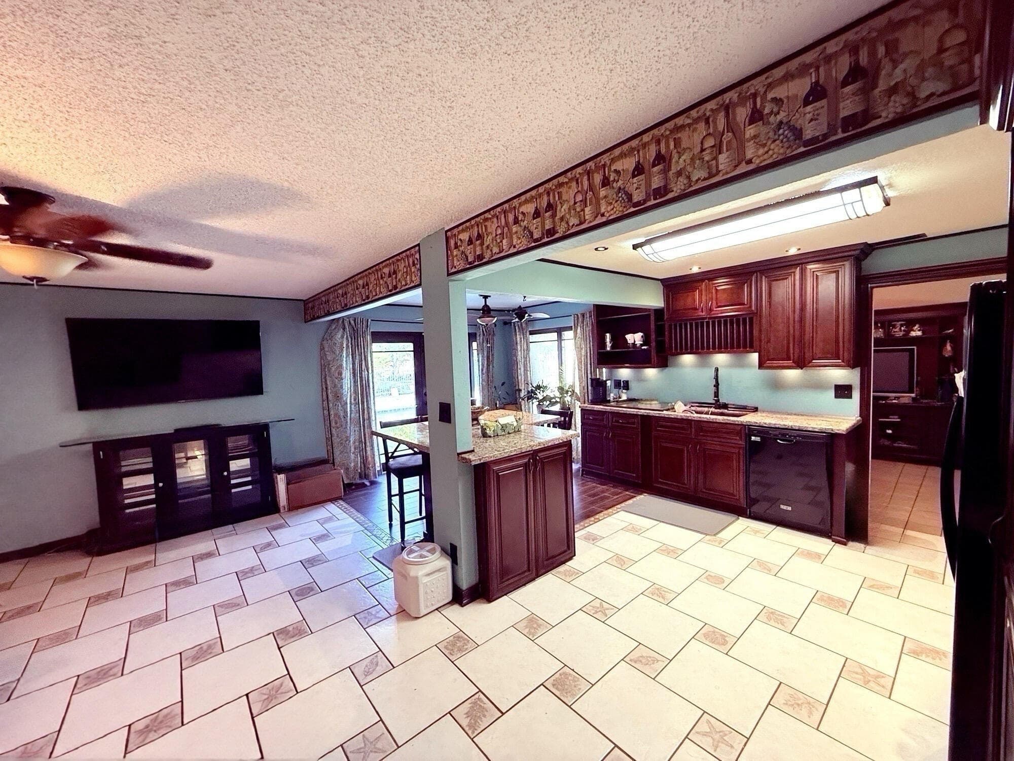 8753 NW 27th Street, Coral Springs, FL 33065 — photo 3 of 12