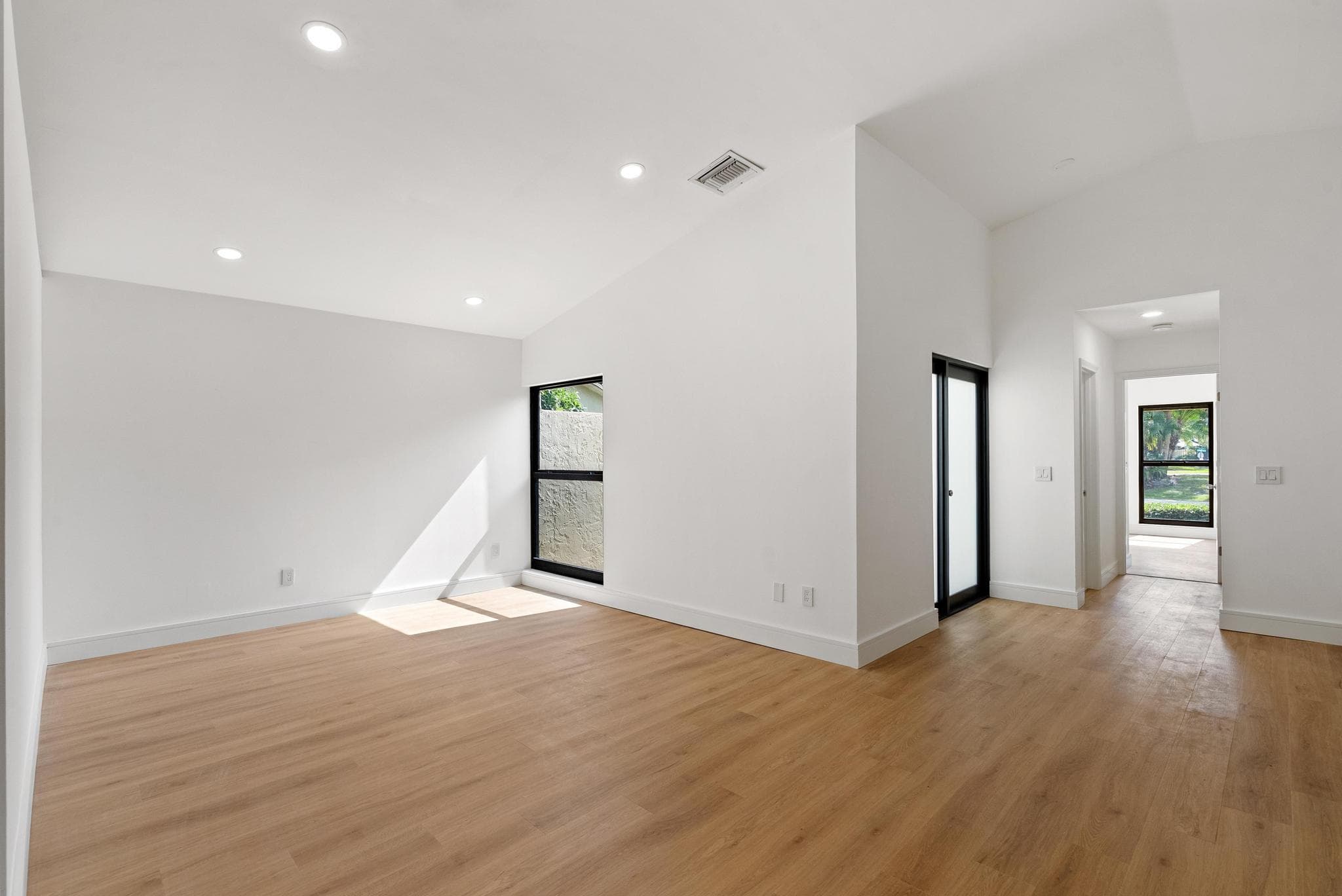 786 NW 31st Avenue, Delray Beach, FL 33445 — photo 13 of 43