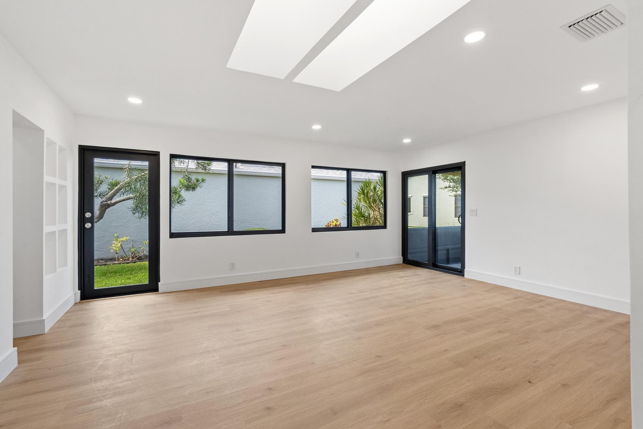 786 NW 31st Avenue, Delray Beach, FL 33445 — photo 11 of 43
