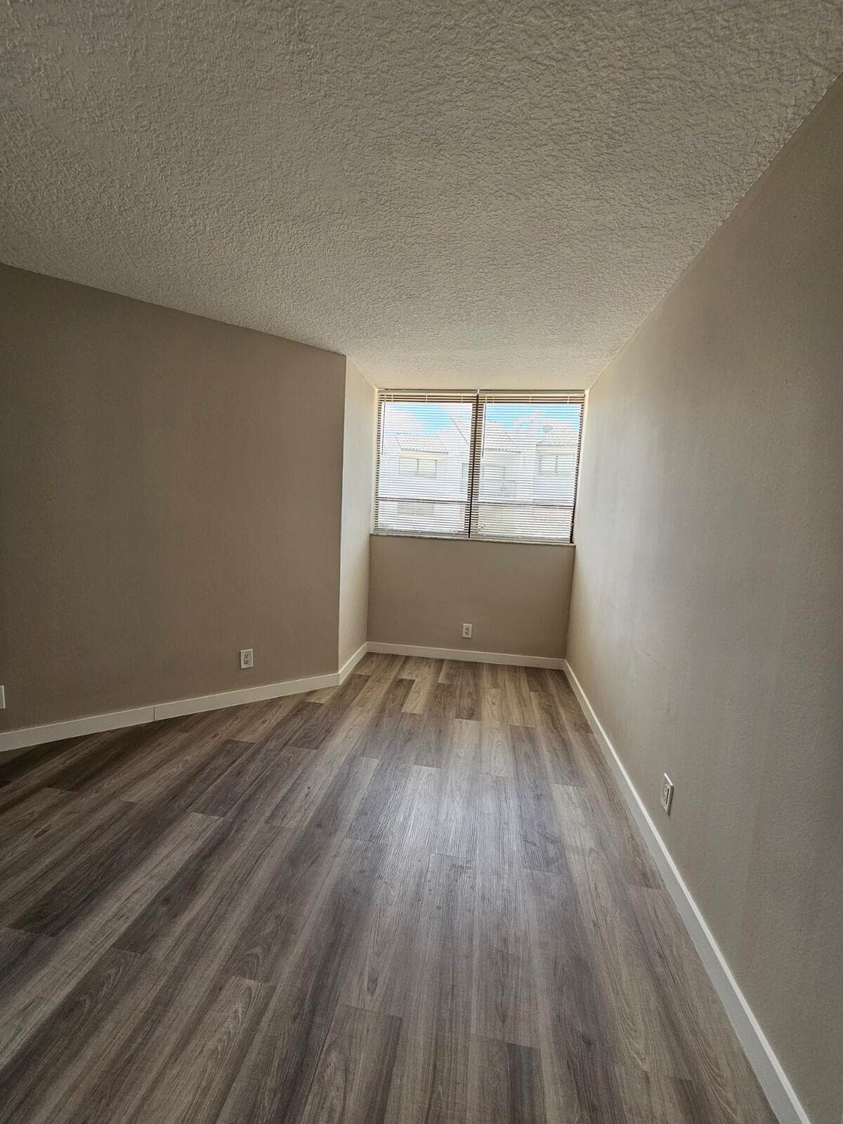 1850 N Congress Avenue 305, West Palm Beach, FL 33401 — photo 16 of 19
