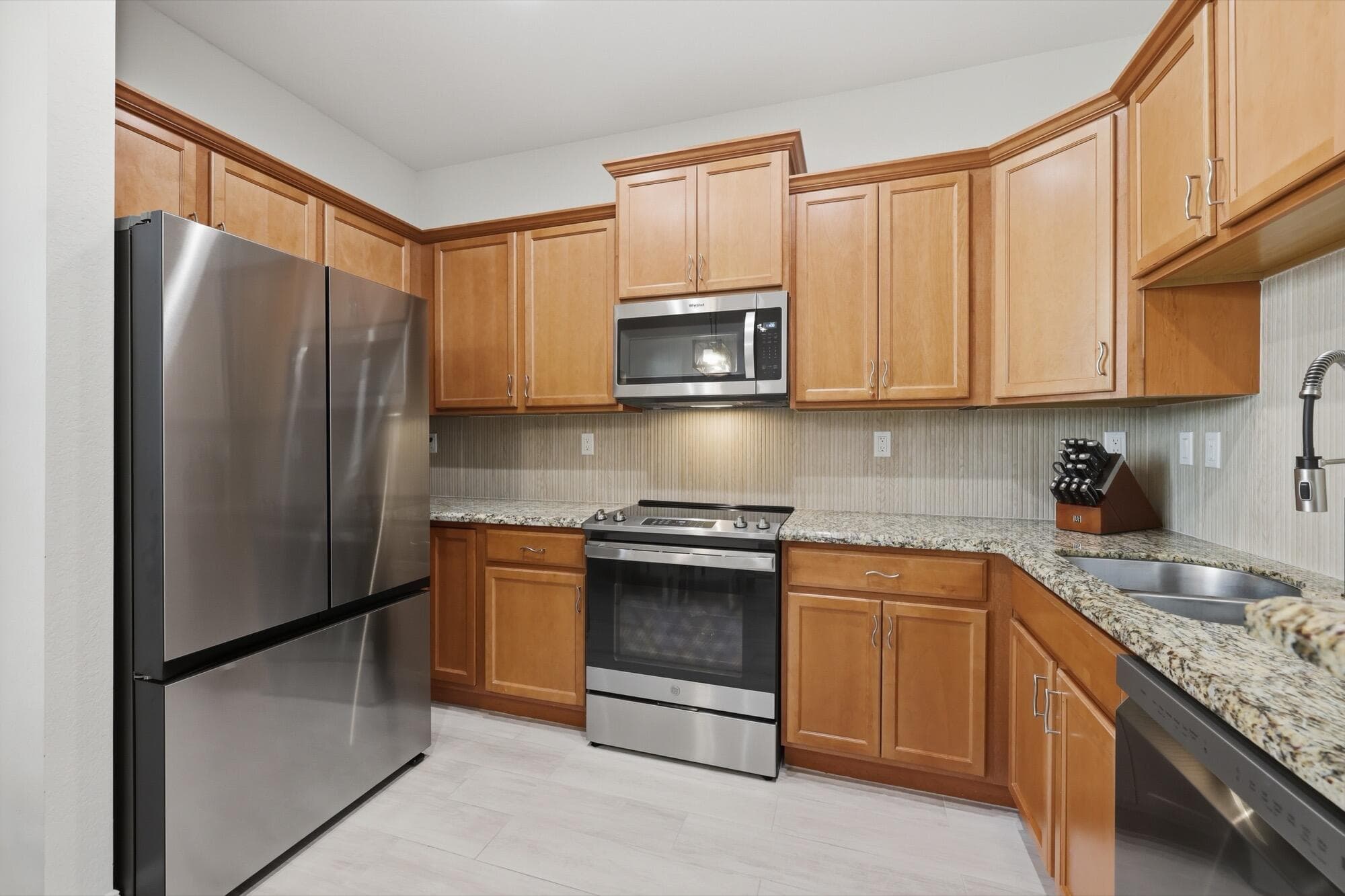 615 SW 2nd Terrace, Pompano Beach, FL 33060 — photo 1 of 42
