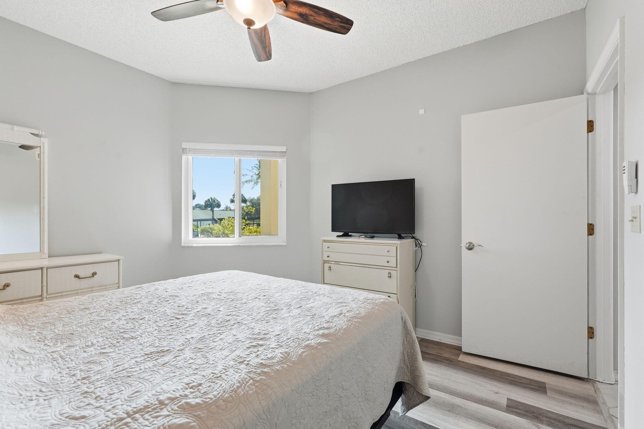 6901 SE Constitution Boulevard 102, Hobe Sound, FL 33455 — photo 26 of 53