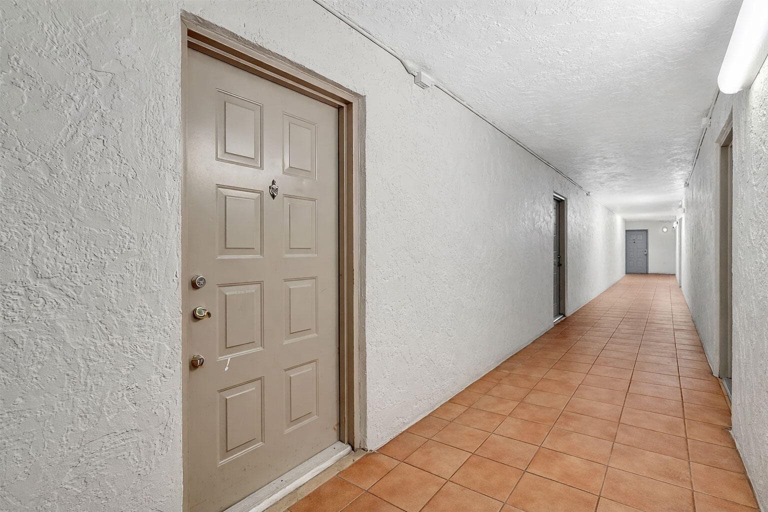 711 N Pine Island Road 210, Plantation, FL 33324 — photo 3 of 17