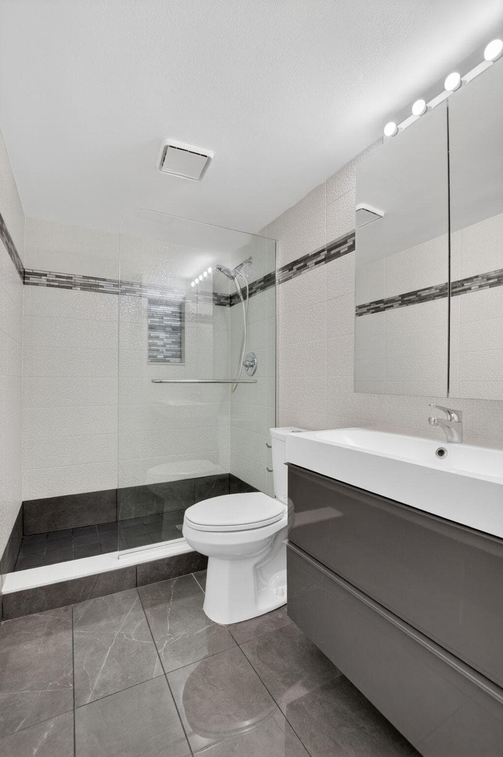17276 Boca Club Boulevard 1805, Boca Raton, FL 33487 — photo 40 of 64