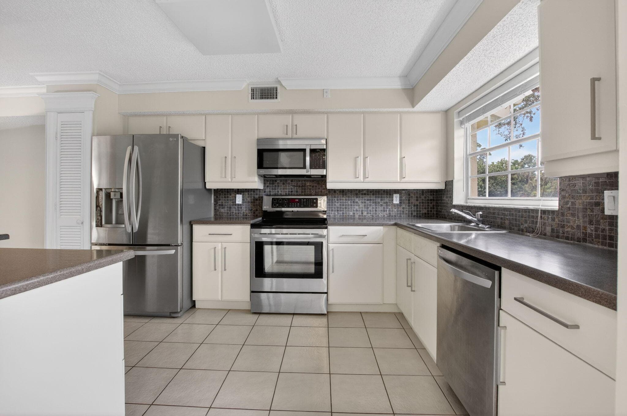 17276 Boca Club Boulevard 1805, Boca Raton, FL 33487 — photo 21 of 64