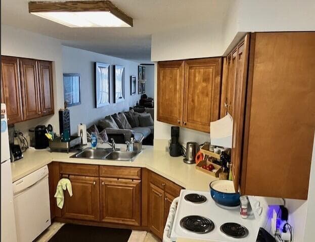118 Lake Emerald Drive 403, Oakland Park, FL 33309 — photo 4 of 33