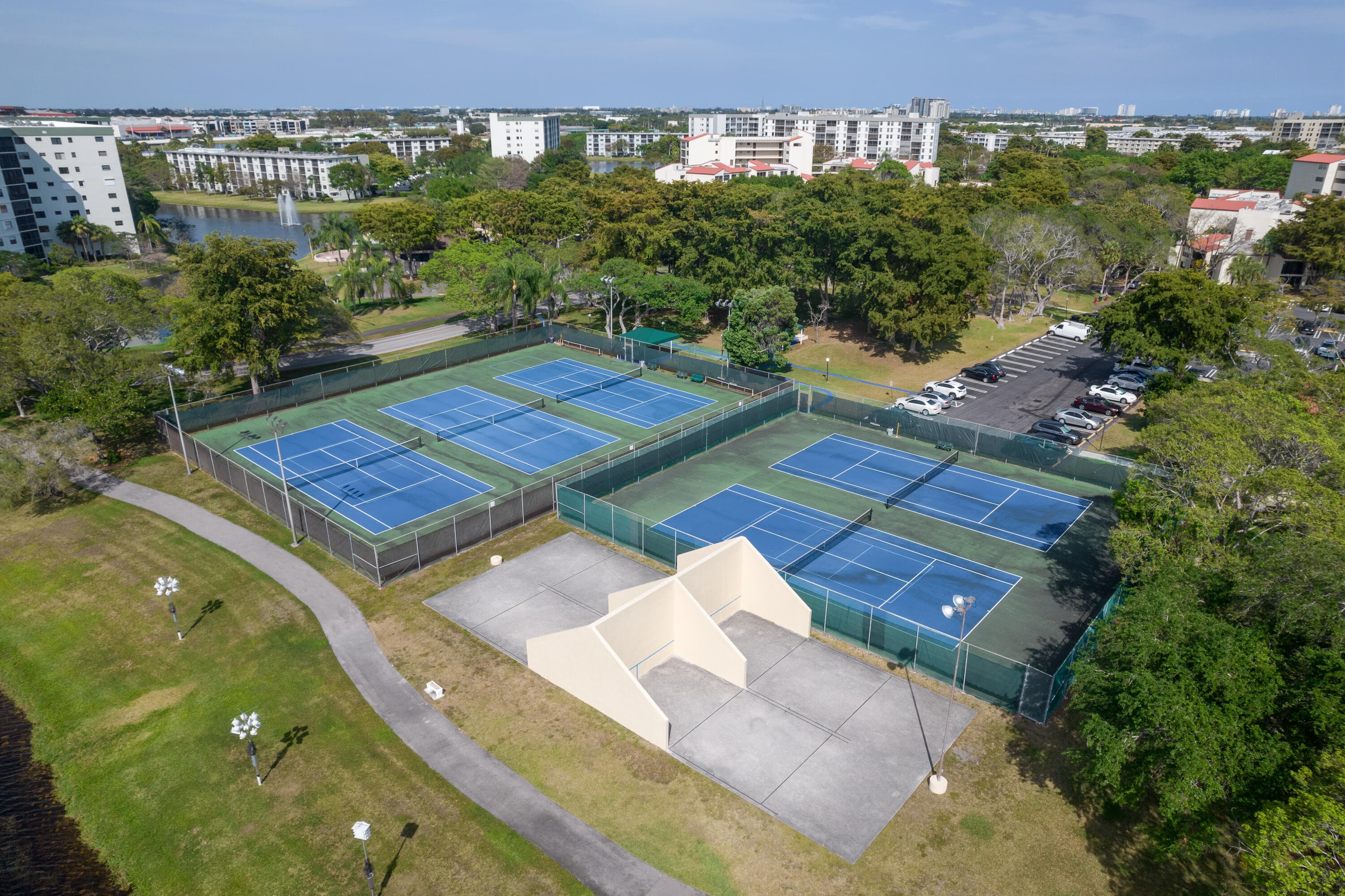 2200 S Cypress Bend Drive 101, Pompano Beach, FL 33069 — photo 55 of 59