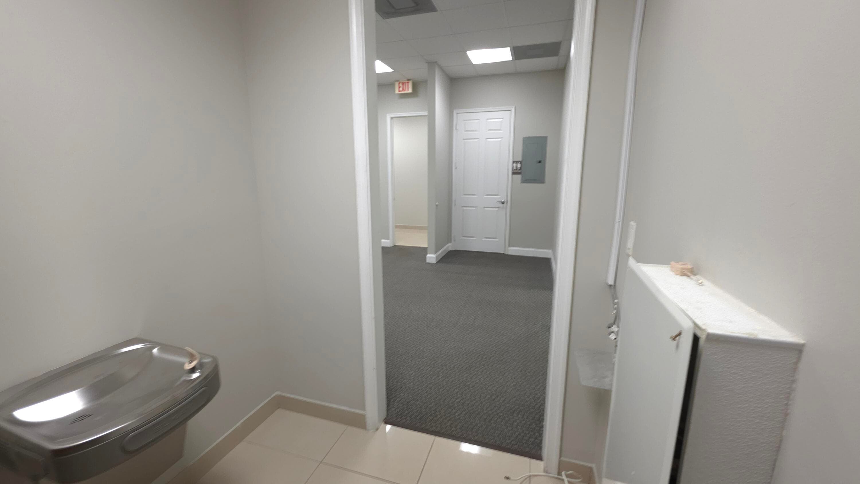 7301 Wiles Road 107, Coral Springs, FL — photo 23 of 39