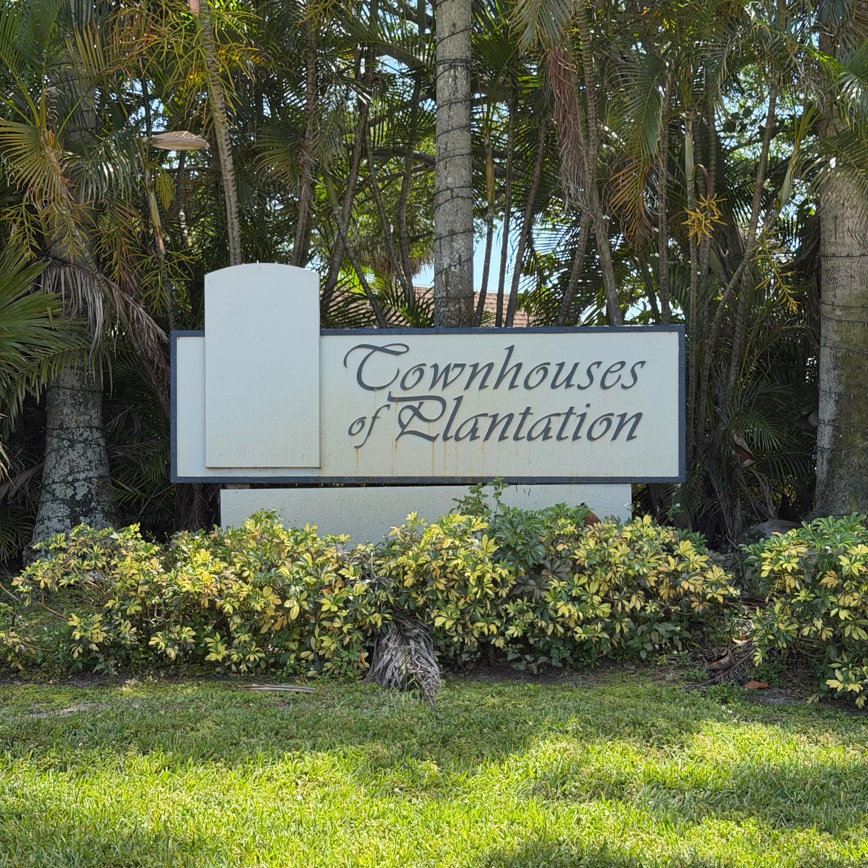 4700 NW 9th Court 4700, Plantation, FL 33317 — photo 1 of 18