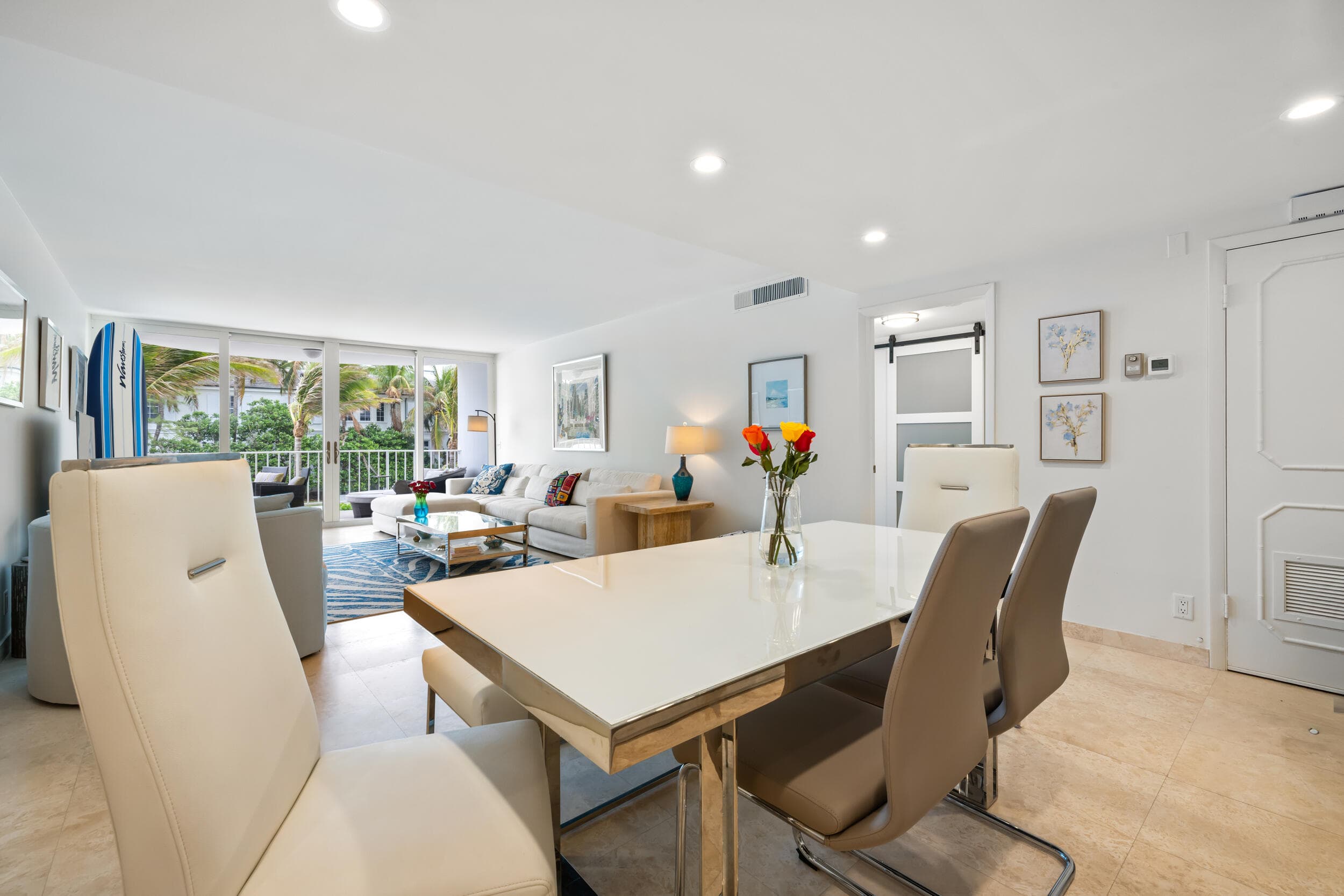 2295 S Ocean Boulevard 302, Palm Beach, FL 33480 — photo 9 of 38