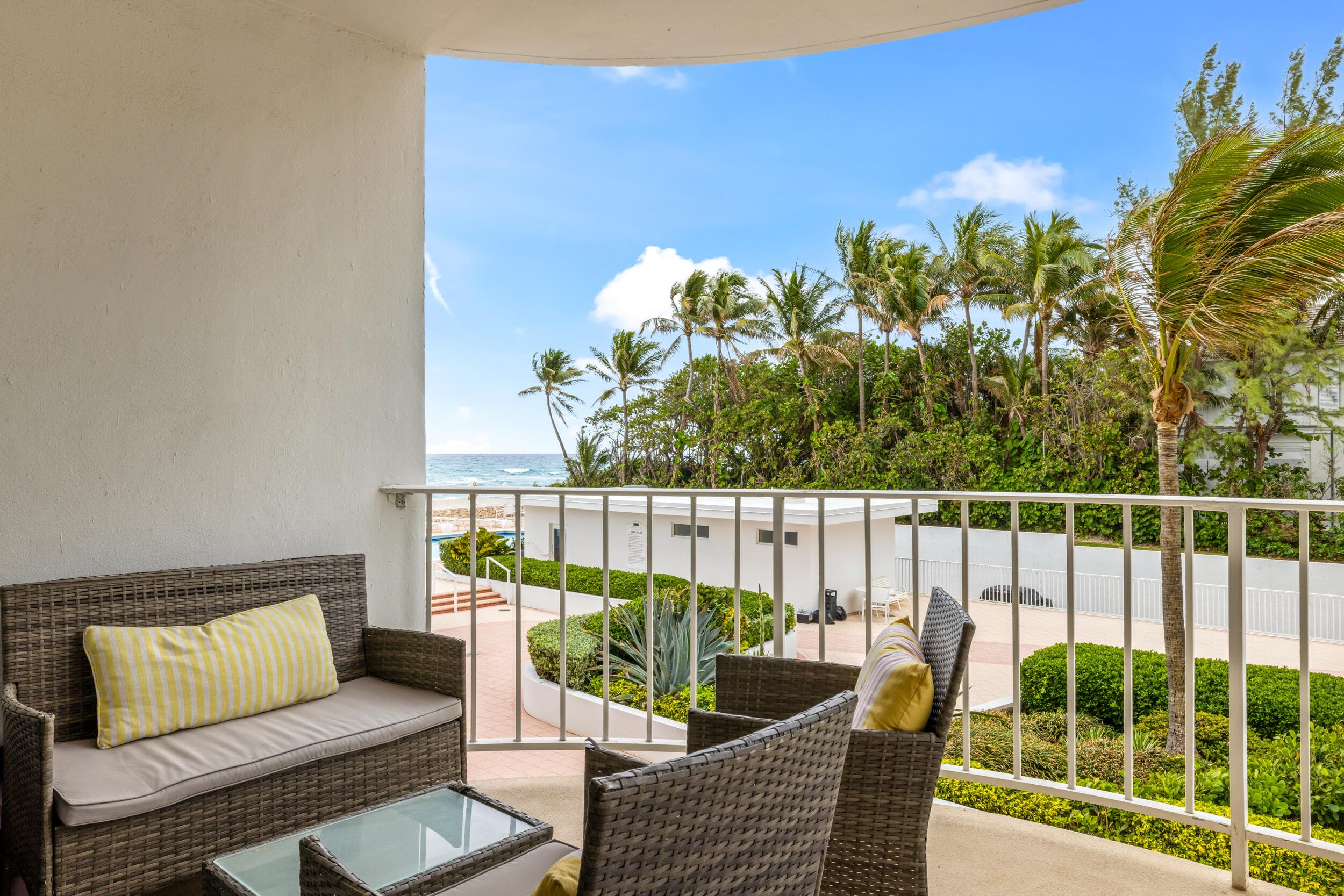 2295 S Ocean Boulevard 302, Palm Beach, FL 33480 — photo 24 of 38