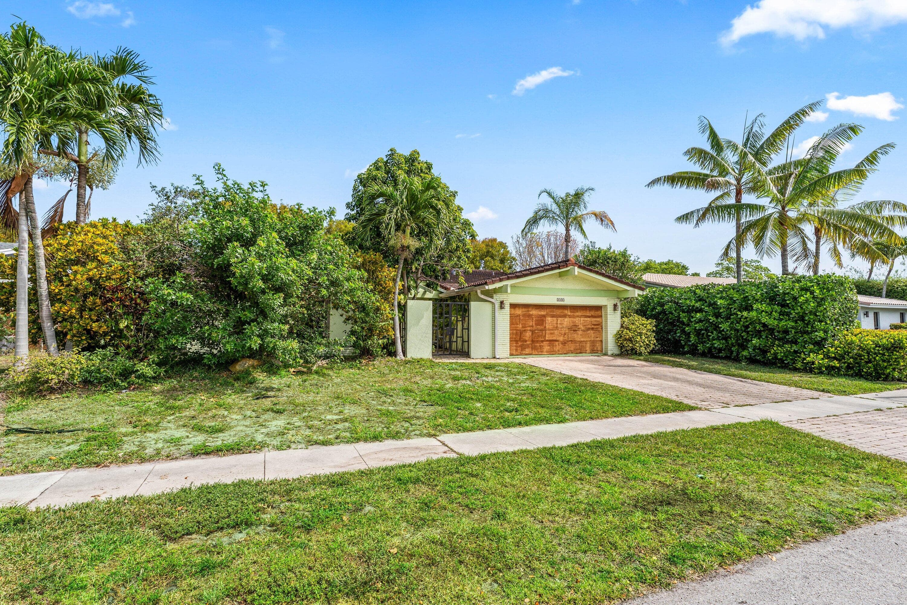 2753 NW 34th Street, Boca Raton, FL 33434 — photo 3 of 41