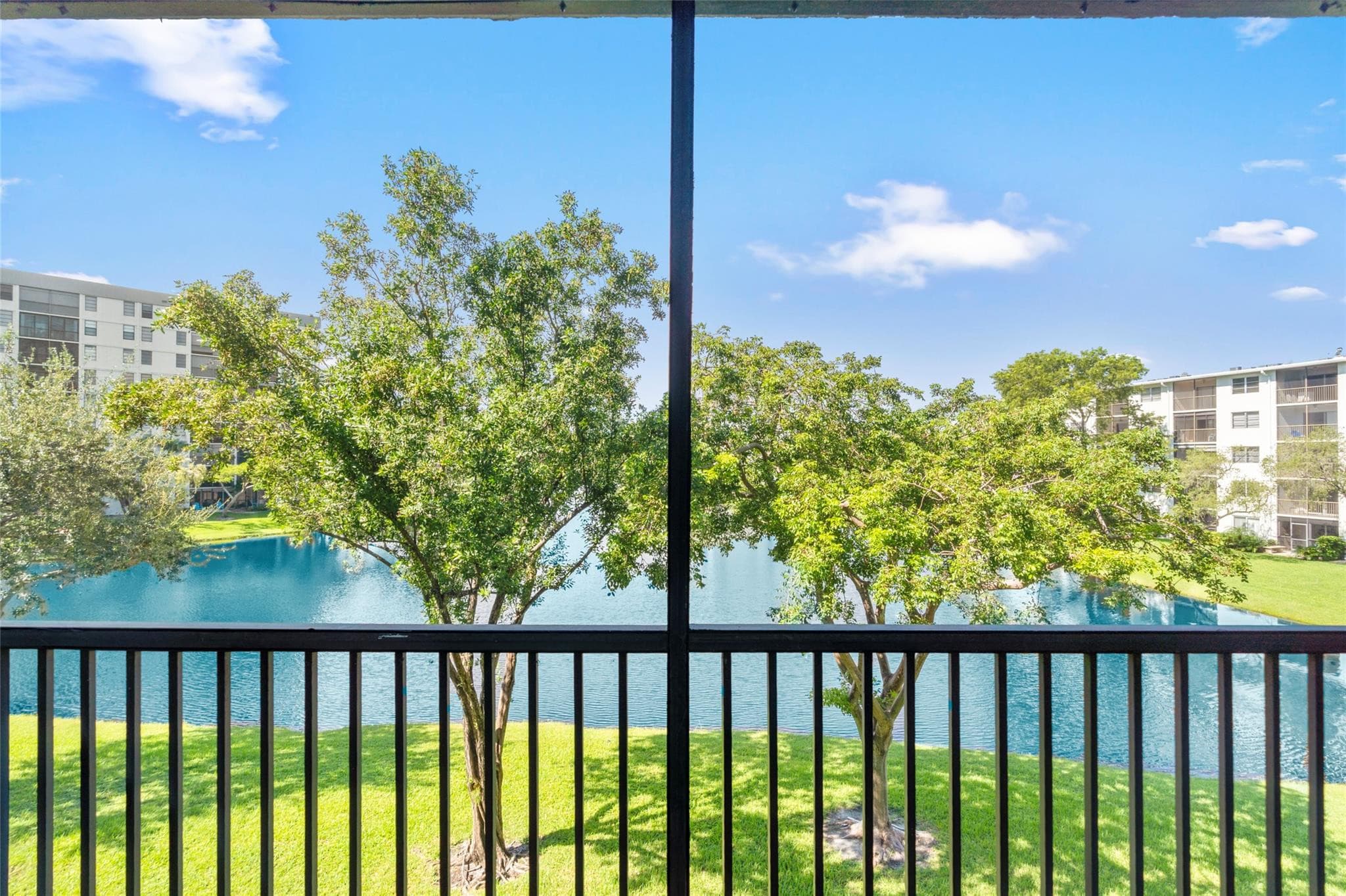 2226 N Cypress Bend Drive 308, Pompano Beach, FL 33069 — photo 18 of 43