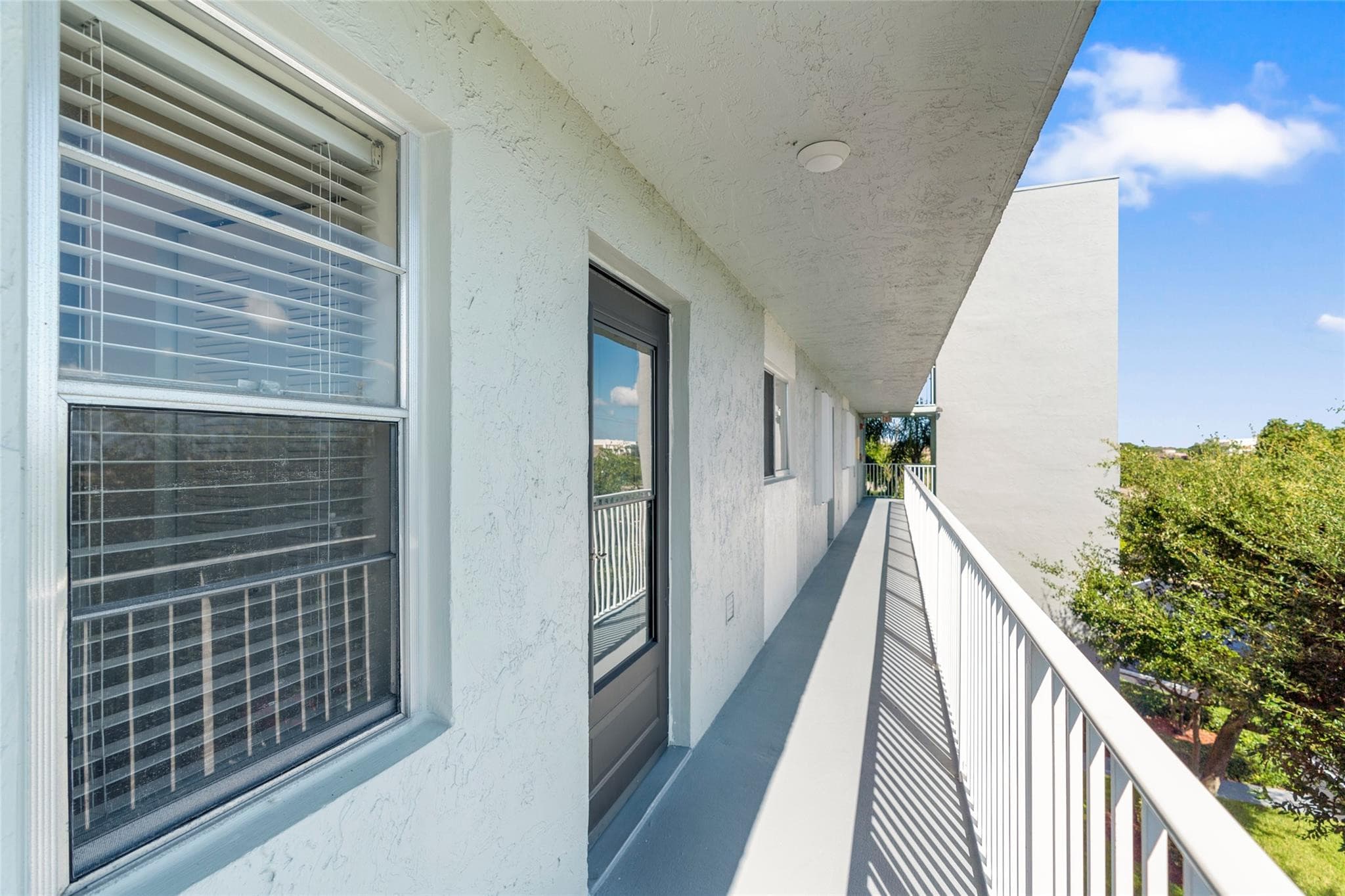 2226 N Cypress Bend Drive 308, Pompano Beach, FL 33069 — photo 23 of 43