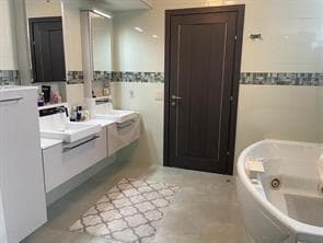 17555 Collins Avenue 806, Sunny Isles Beach, FL 33160 — photo 8 of 15