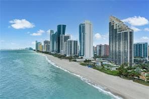 17555 Collins Avenue 806, Sunny Isles Beach, FL 33160 — photo 12 of 15