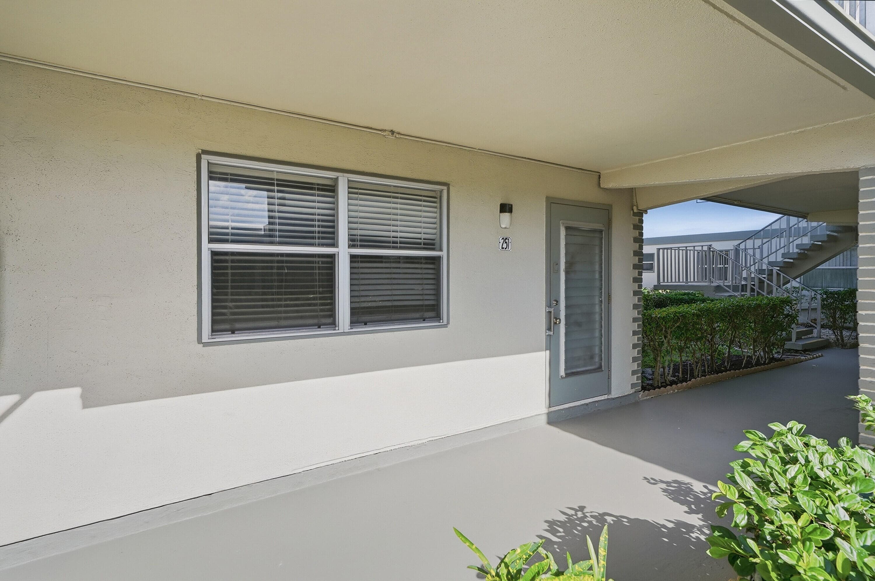 251 Monaco Way, Delray Beach, FL 33446 — photo 5 of 22