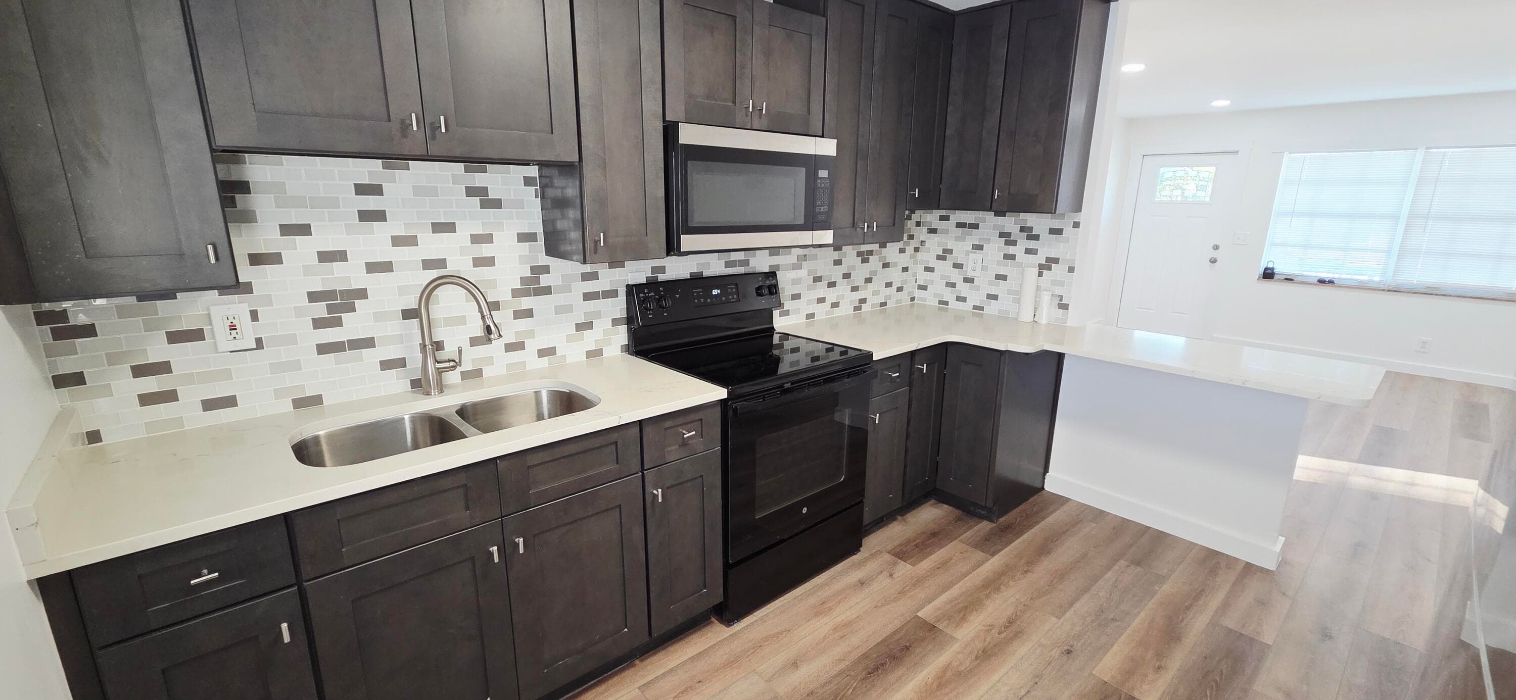 765 W 7th Street B, Riviera Beach, FL 33404 — photo