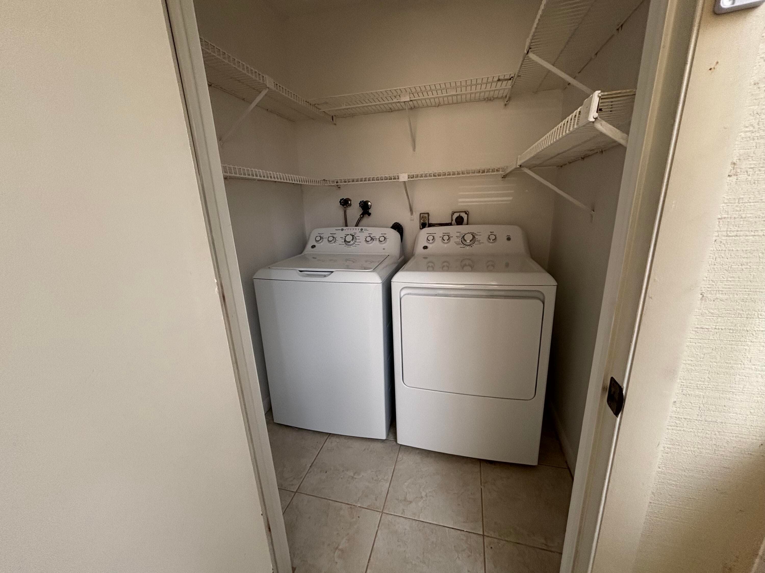 341 Piedmont H, Delray Beach, FL 33484 — photo 14 of 31